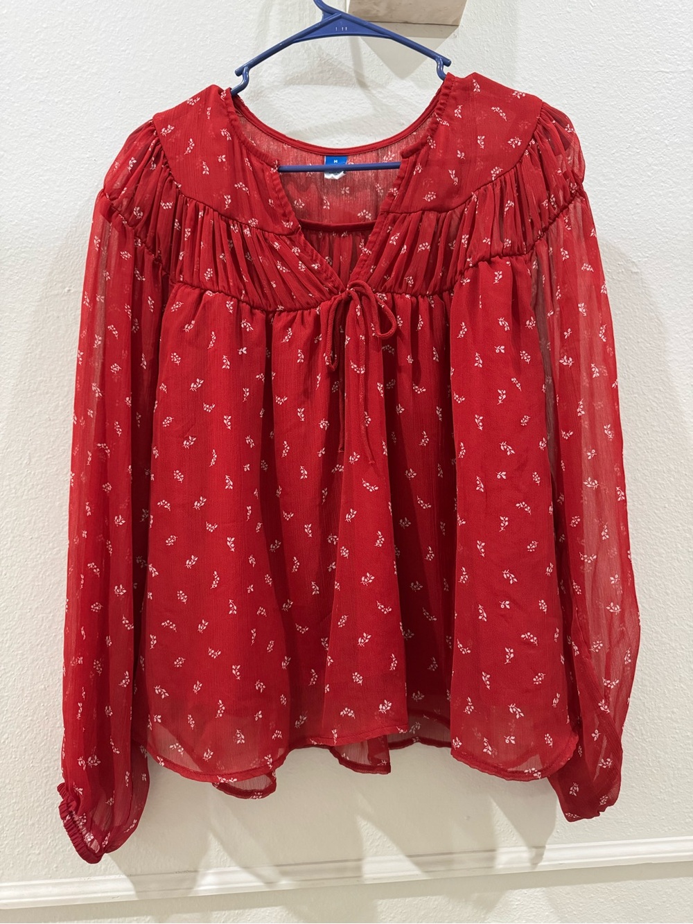 Old Navy Red Floral Tie-Neck Peasant Blouse size M